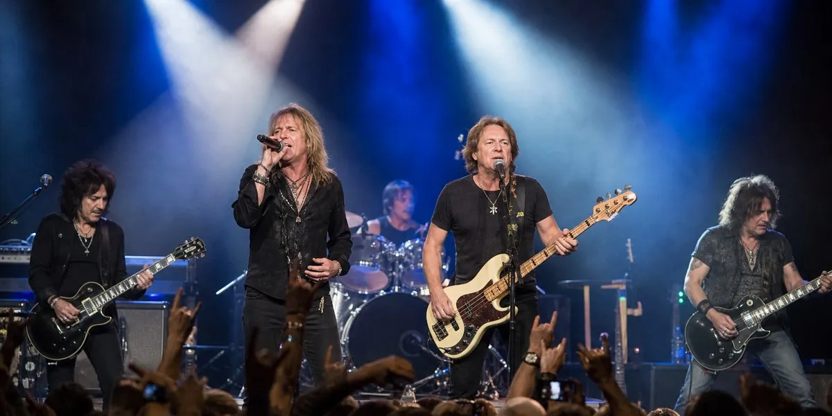 Мітч Маллой виконав пісню Van Halen із Майклом Ентоні — Rolling Stone