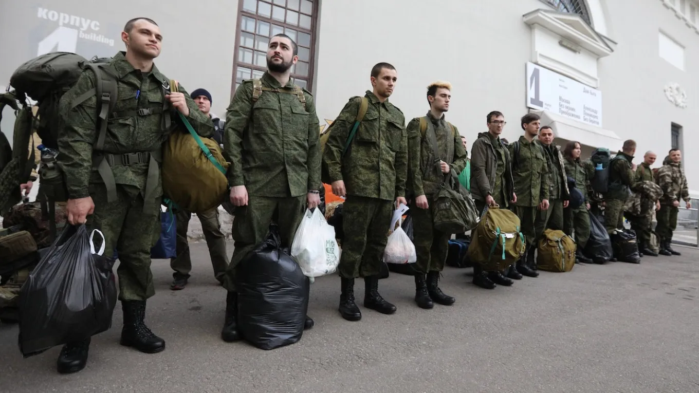 В России составляют списки работников, имеющих отсрочку от мобилизации