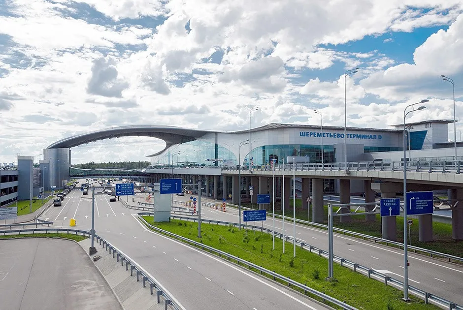 У Москві на тлі атаки дронів скасували та затримали понад 200 рейсів