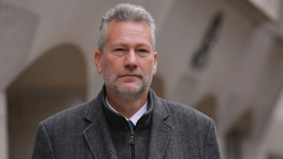 У Британії екс-депутата Європарламенту засудили за хабарі в обмін на проросійські заяви