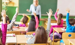 У Києві вулицю імені російського художника Саврасова перейменували на Костопалівську