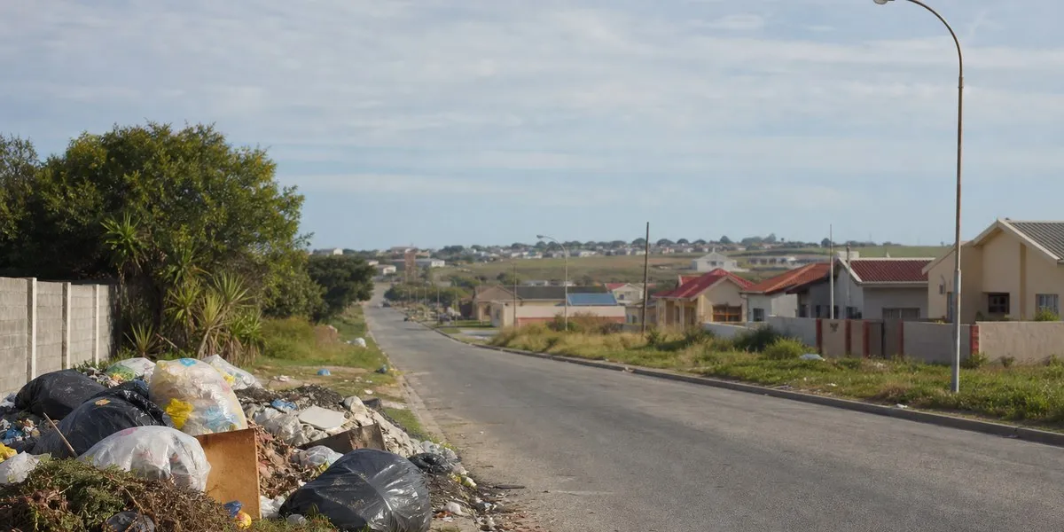 Autorka felietonu wskazała na nierówności w finansowaniu czystych ulic w Nelson Mandela Bay — Daily Maverick