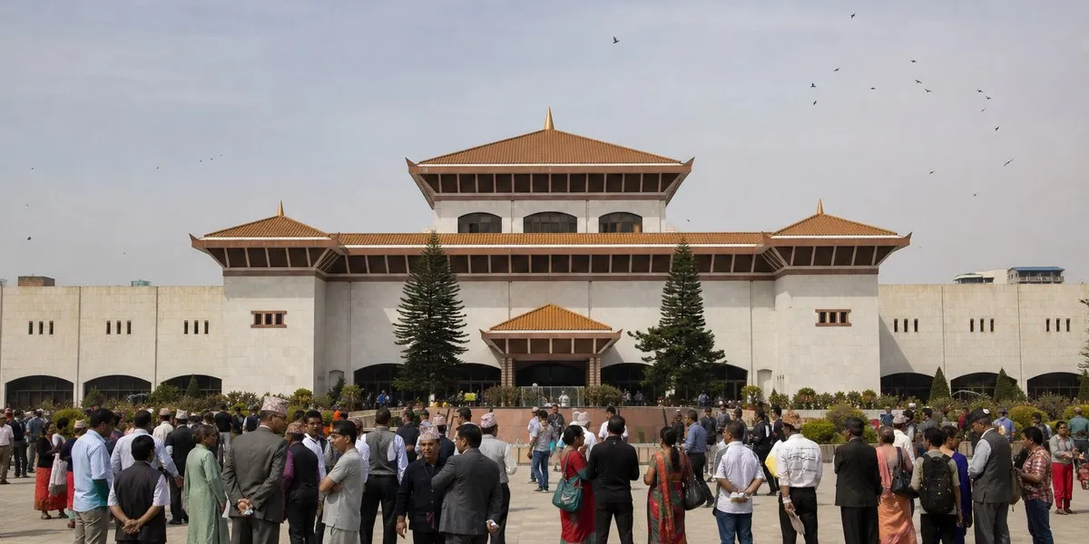 В Непале внесли в парламент законопроект о федеральной госслужбе — Kathmandu Post