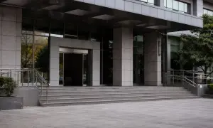 马克龙称俄罗斯的混合威胁加剧——BBC News