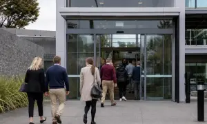 Тайфун в Японии: пострадали уже более более сотни человек