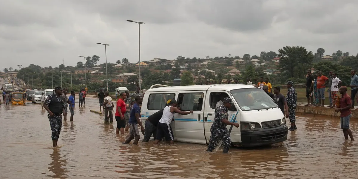 W Nigerii podczas powodzi uratowano siedmioro uczniów, jedno dziecko zaginęło — Premium Times Nigeria