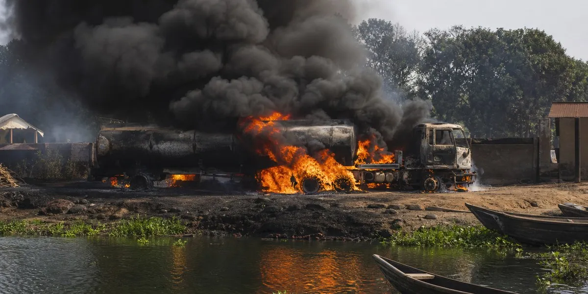 In Nigeria, driver steers burning fuel tanker away from populated area — Premium Times Nigeria
