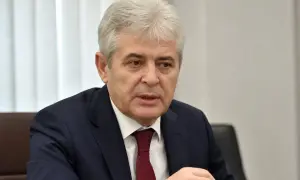 В США хотят запретить мобилки и смартфоны для подростков наряду с алкоголем