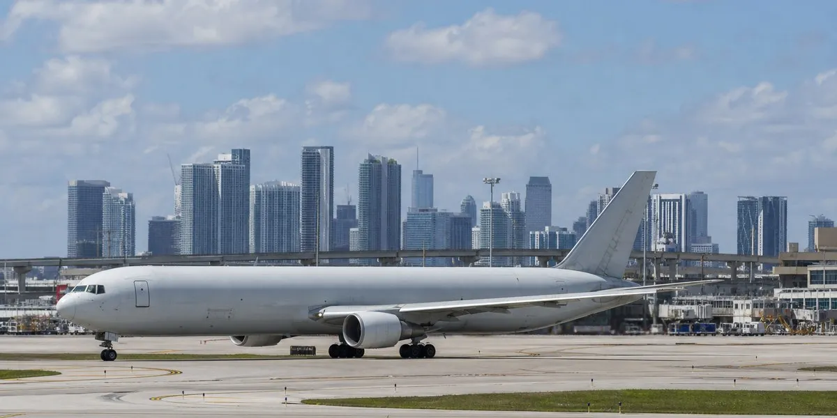 NTSB: załoga lotu Amazon Air nie otrzymała danych o wietrze w Miami — Daily Maverick