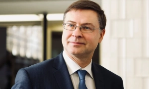 Мадонну захейтили через фото у вушанці з радянською кокардою