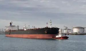 Oil rises on risks to Middle East supplies — Channel NewsAsia