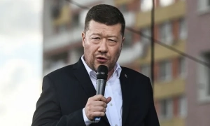 Велика Британія відправить другий військовий корабель до узбережжя Кіпру