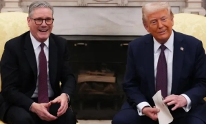 Білий дім заявив про відновлення руху танкерів через Ормузьку протоку