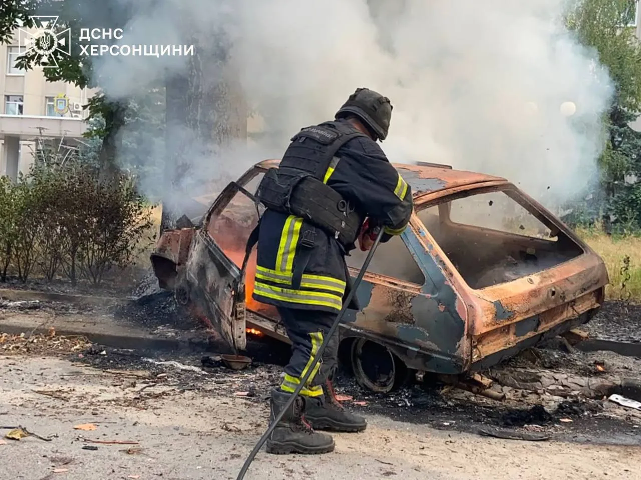 В центре Херсона дрон РФ атаковал гражданский автомобиль