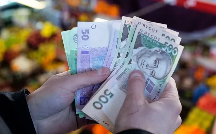 На Рівненщині чоловік вкрав скриньку з донатами для ЗСУ