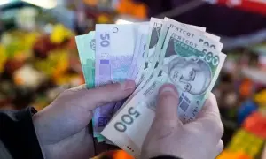 Фото: «Укрзалізниця» запустила «потяг перемоги», присвячений героям опору