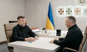 Срочно: Минздрав призывает закрыть ТРЦ и заведения общественного питания