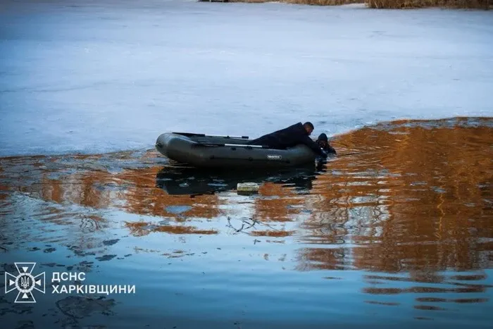 Двоє дітей загинули на кризі в Харкові