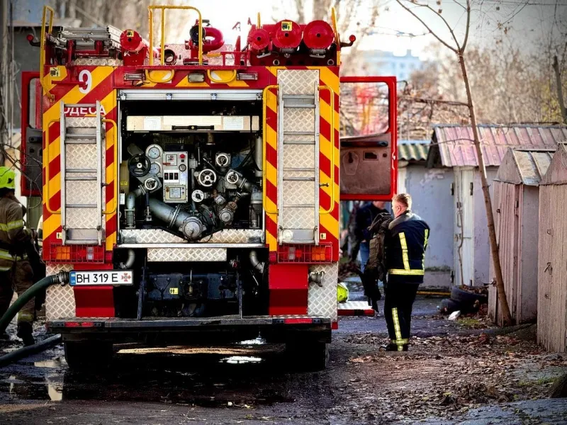 рф атакувала Одесу ударними безпілотниками, поранено щонайменше сім людей