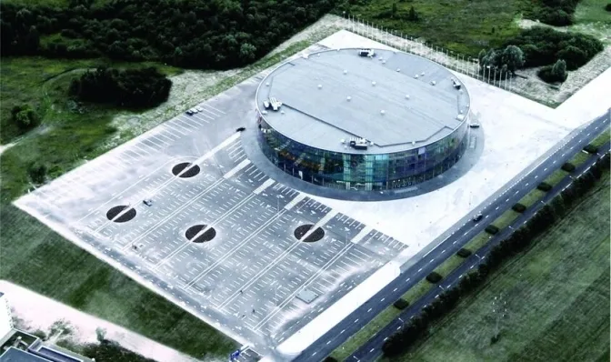 Суд повернув громаді Львова  Львівська міськрада відсудила 6 га під недобудованою Євробаскет-ареною