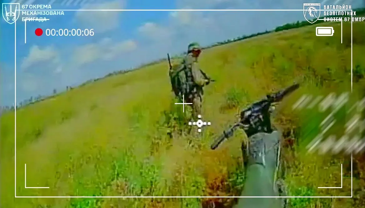Россиянин отдал мотоцикл, чтобы спастись от украинского FPV