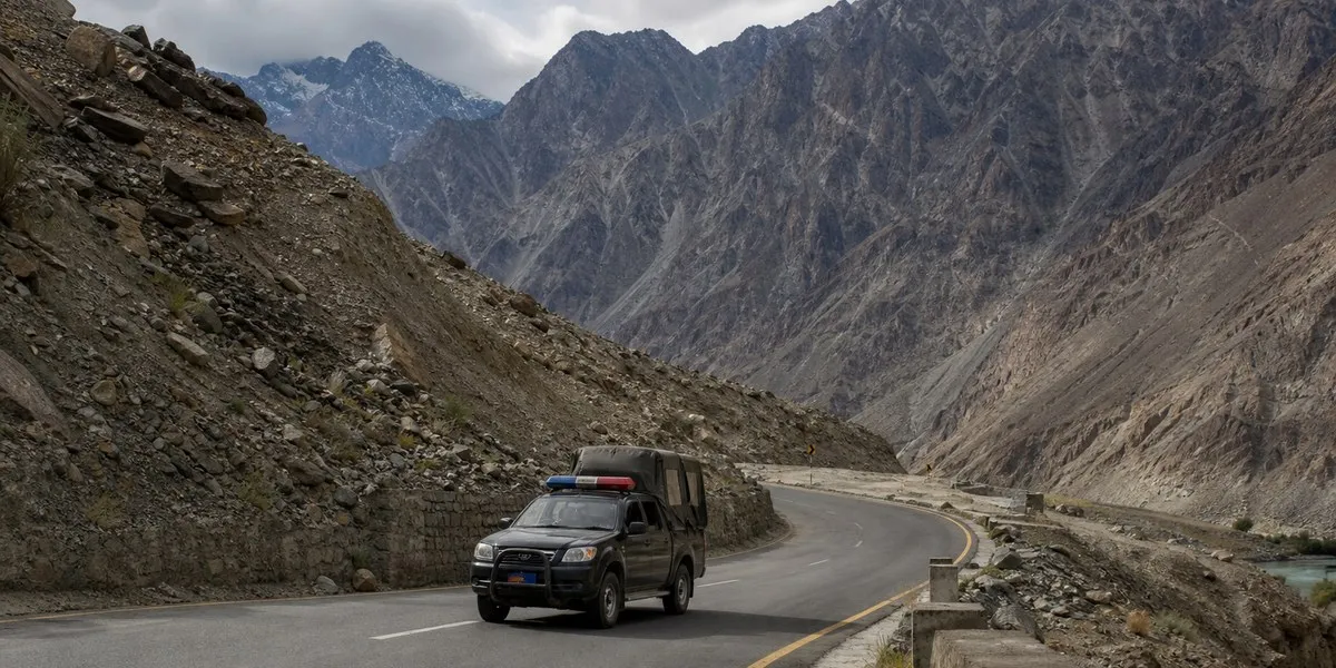 Soldier and two police officers wounded in Pakistan — Dawn