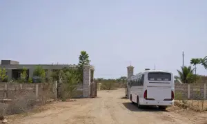 台北市长蒋万安在选举前启用竞选总部——《台北时报》