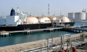 Нафта подешевшала на 1% на тлі надій на обмежені перебої — Channel NewsAsia