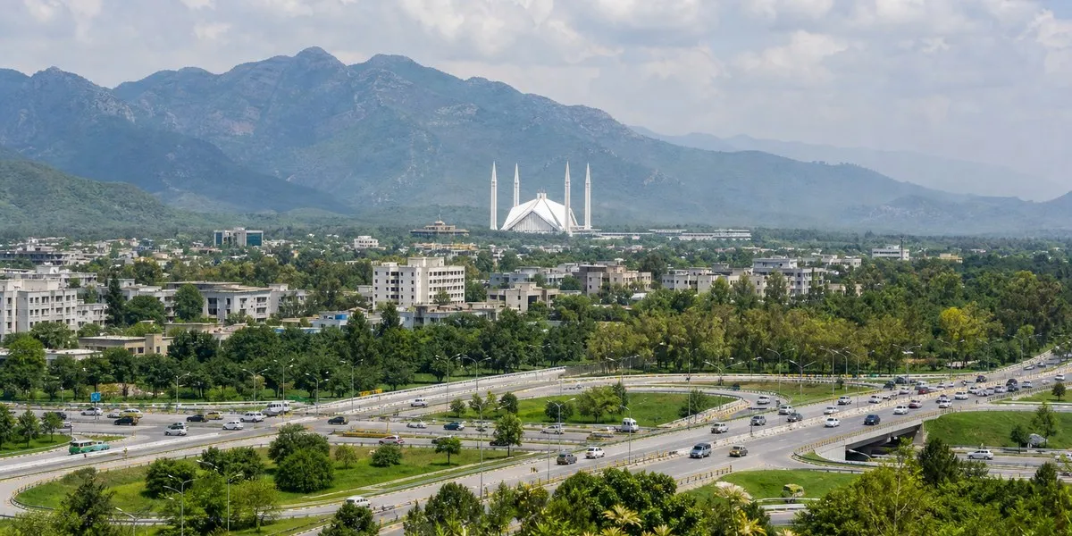 Pakistan ogłosił pierwszy aukcję na 400 MW — Dawn