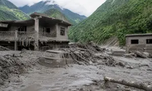 各国在尼泊尔和中国洪灾后加大援助力度