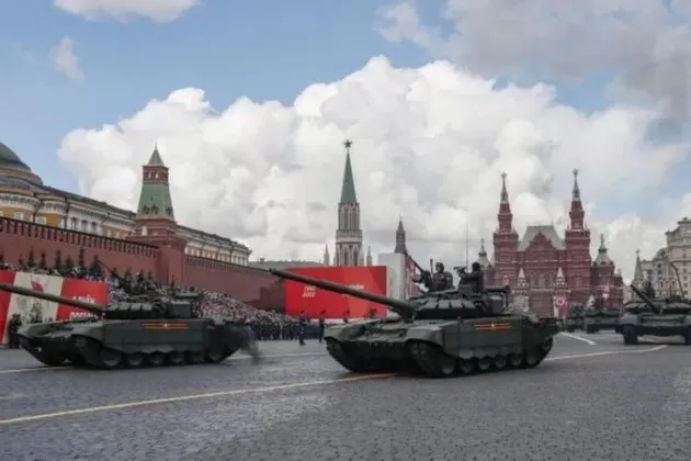 РФ забирає боєздатних солдатів з фронту на шоу в Москві, — АТЕШ