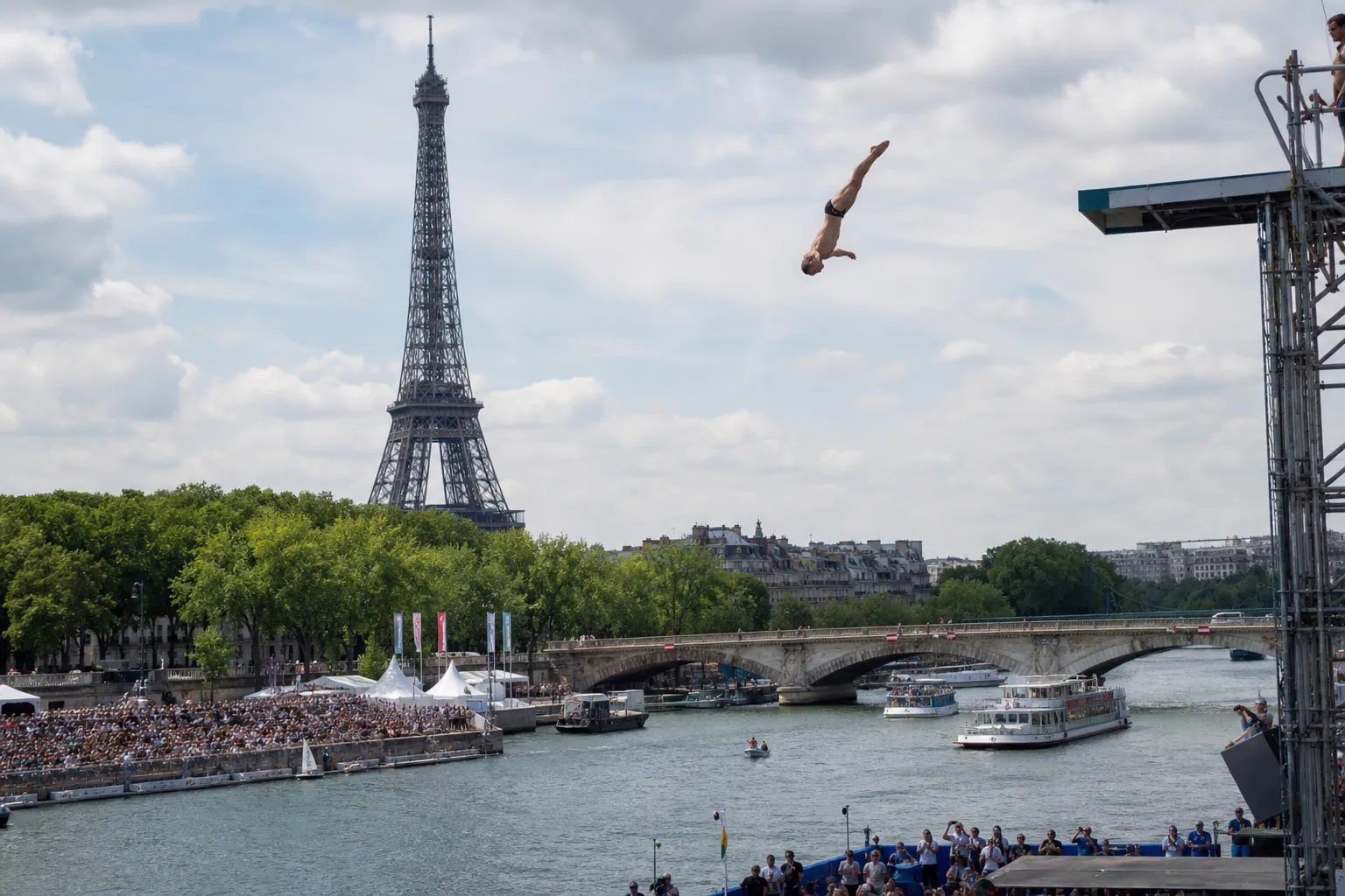 Paris is hosting its first-ever 20-meter platform diving competition on the Seine