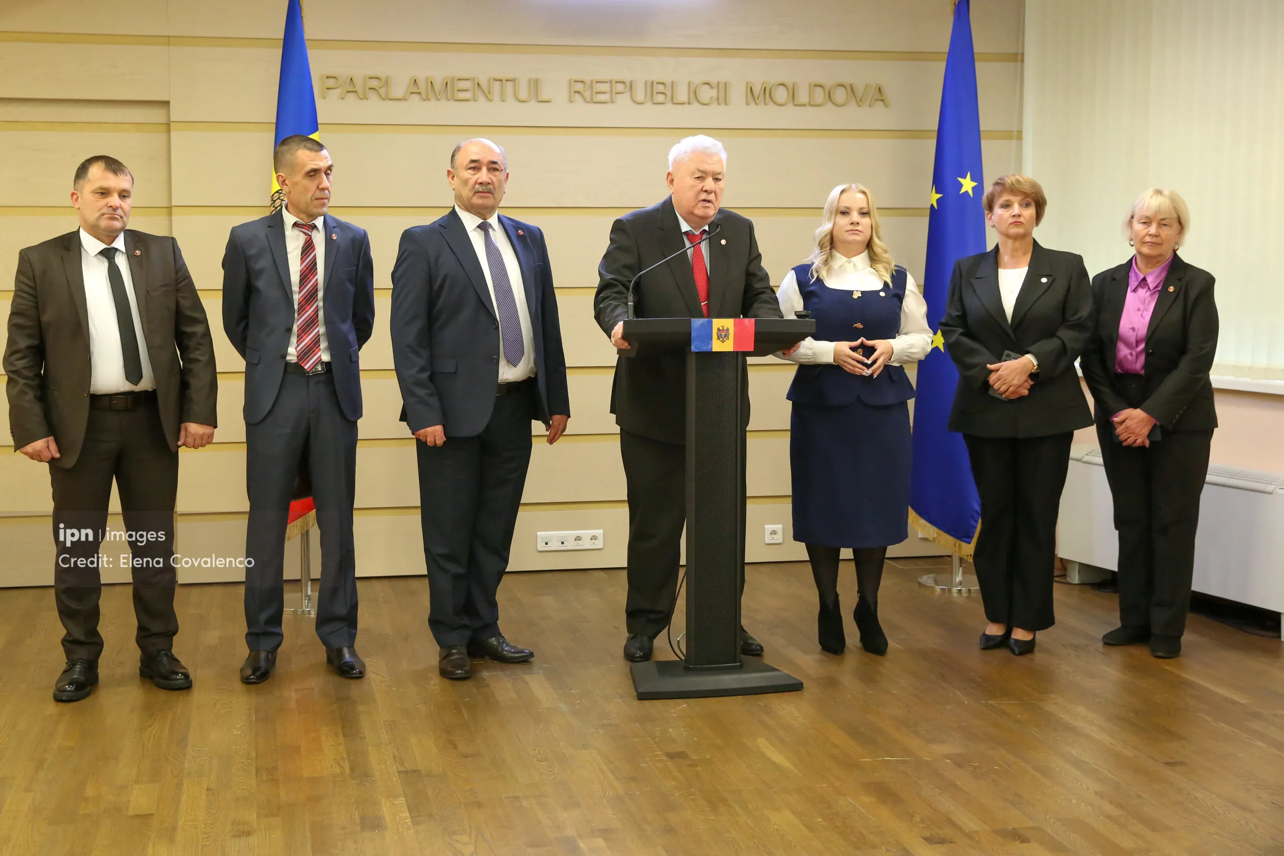 Молдовські комуністи проігнорували візит глави Європарламенту через річницю революції