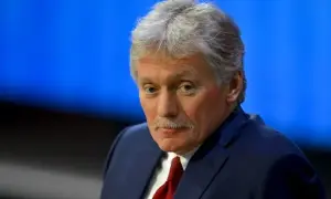 У Вільнюсі роздавали туалетний папір із Путіним
