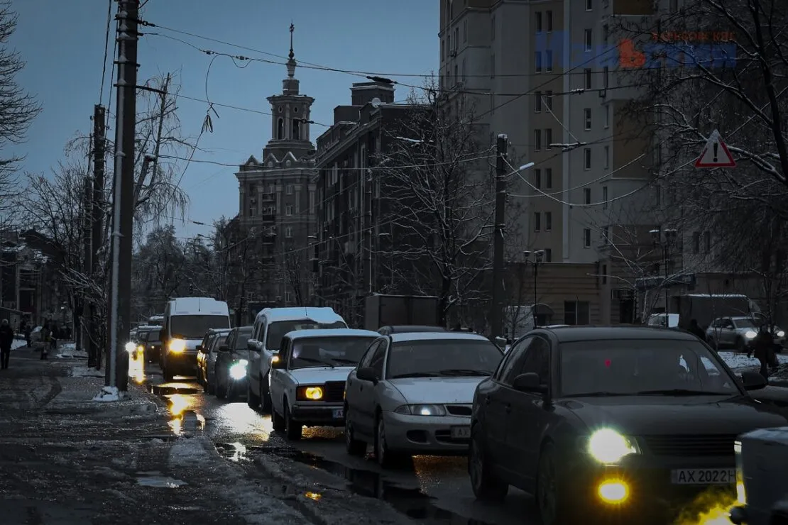 У Харкові масово зникло світло, на вулицях тотальний блекаут