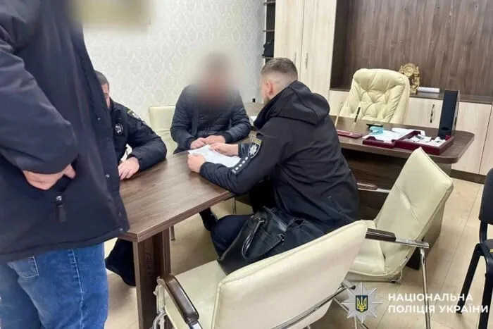 Двічі продав одне житло: на Київщині затримали директора забудовника