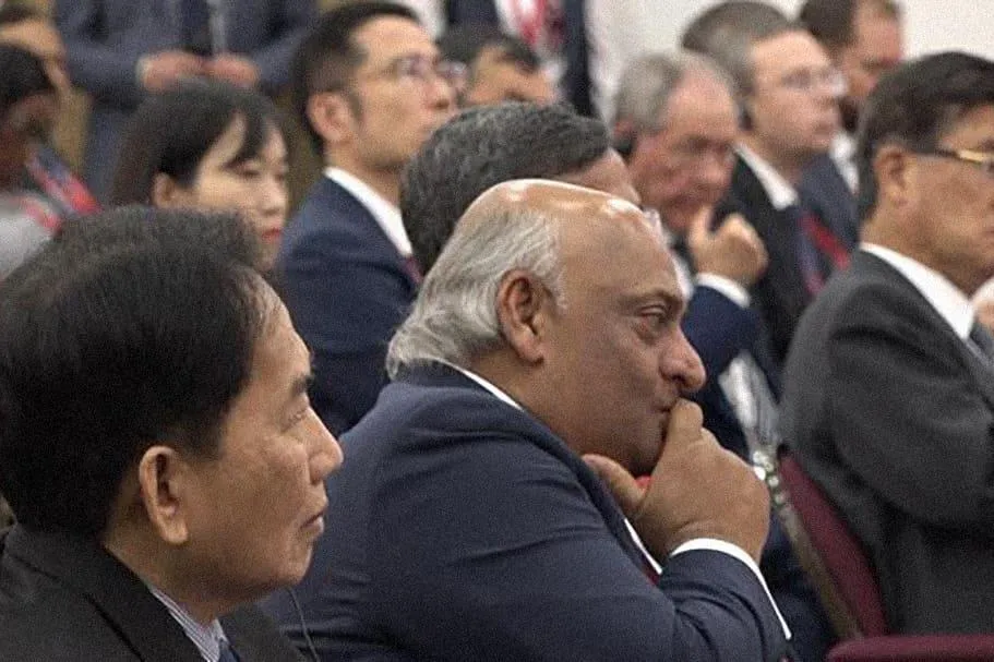 ЄС запровадив санкції проти іноземців, які допомагають рф продавати нафту