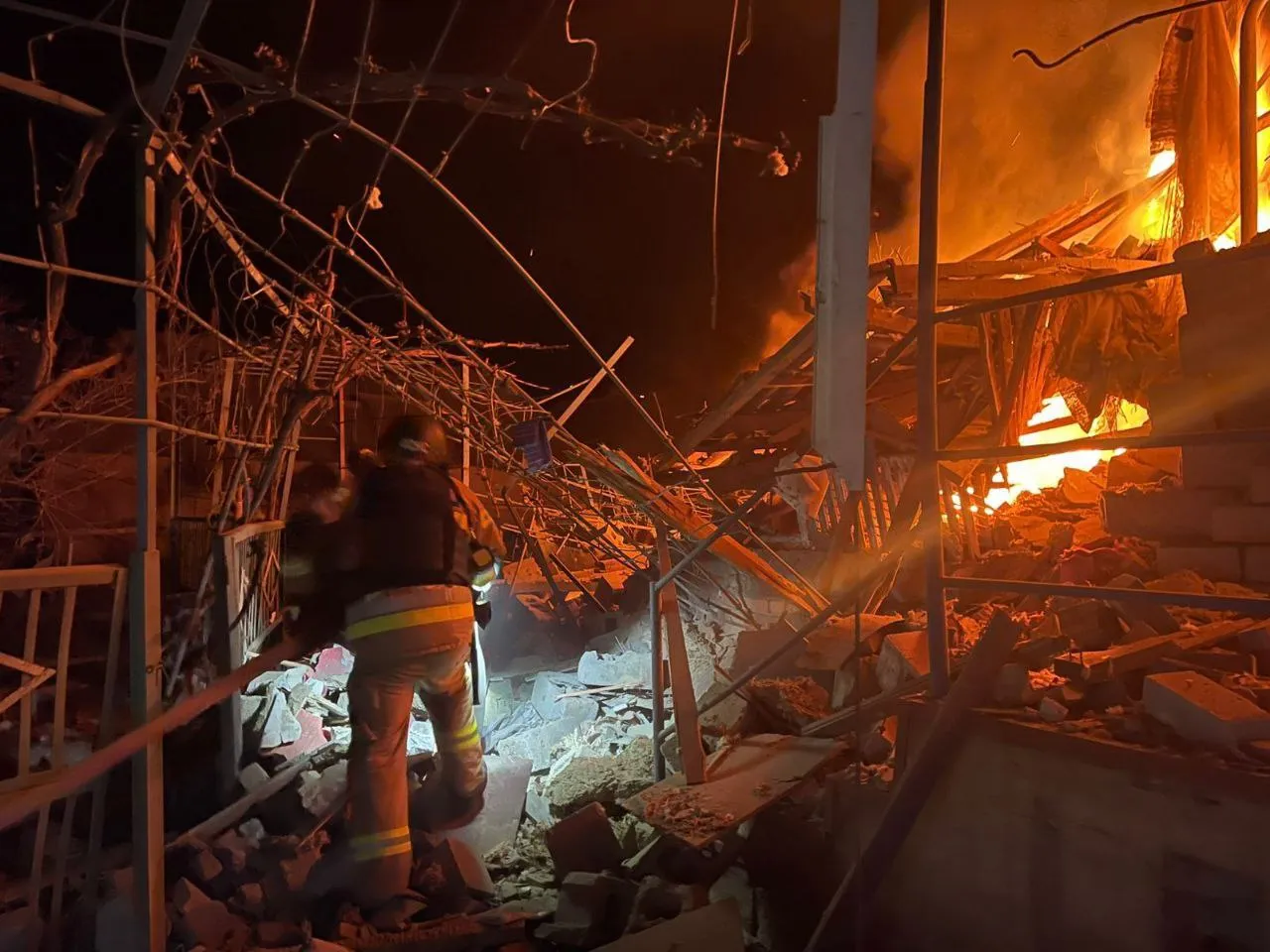 Russians attack Dnipropetrovsk region with FPV drones and artillery (photos)