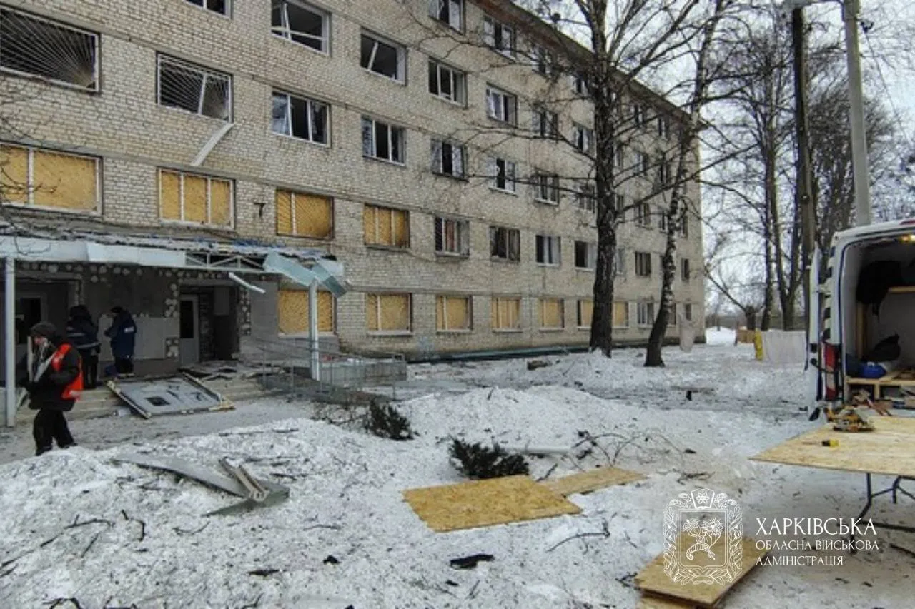 Восьмеро людей поранені у результаті обстрілів прифронтових областей