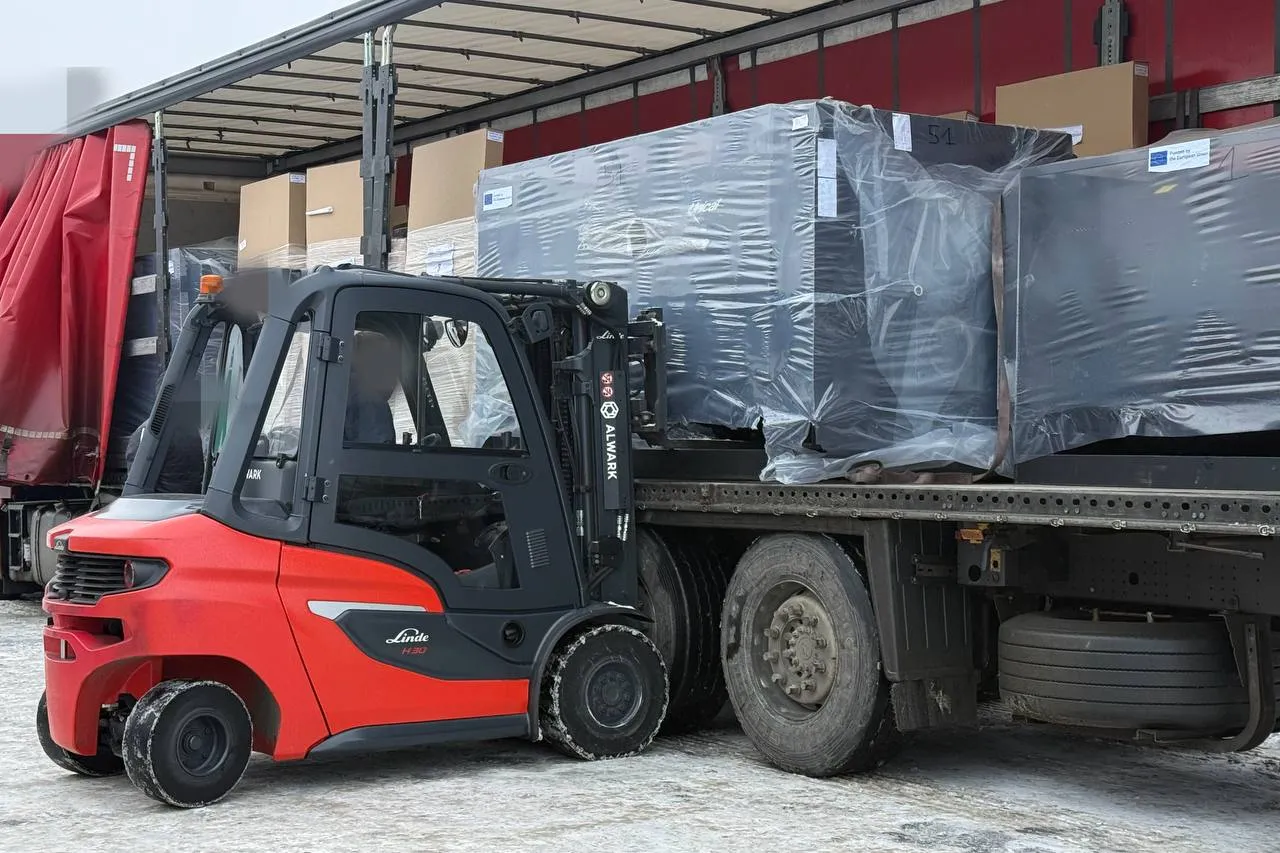 Італія передала Україні першу партію промислових котлів для порятунку міст від холоду