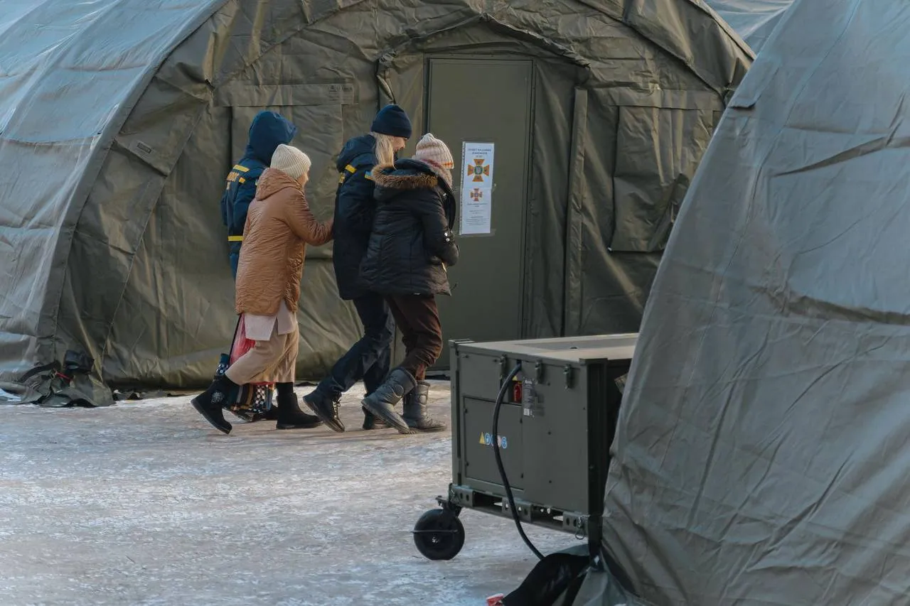 Під час нічної атаки рф на Україну постраждали 12 людей