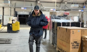 Персонал Нової пошти почав тестування екзоскелетів