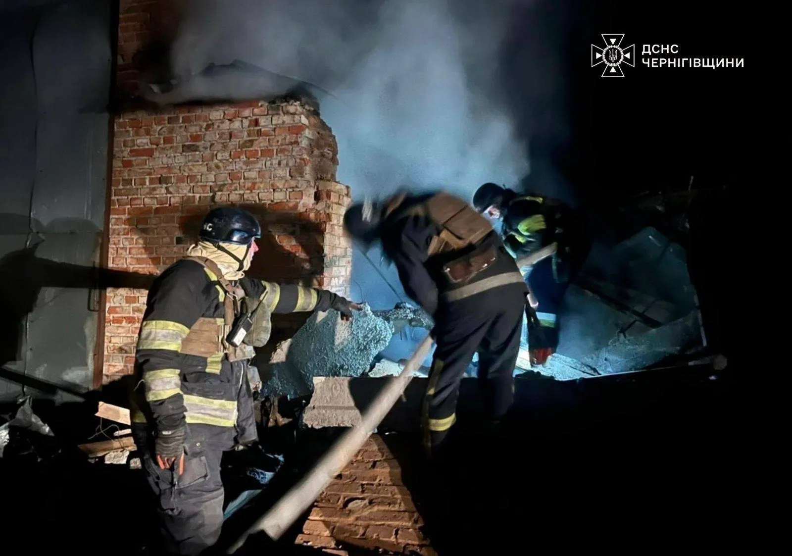 РФ обстріляла Чернігівщину, знищене зерносховище