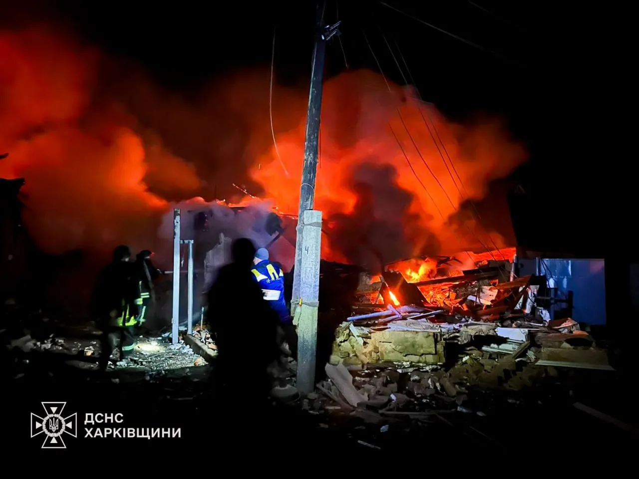 РФ вдарила безпілотником по Золочеву, п’ятеро поранених та пошкоджені будинки