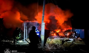 Французький виробник косметики закриває бізнес в росії