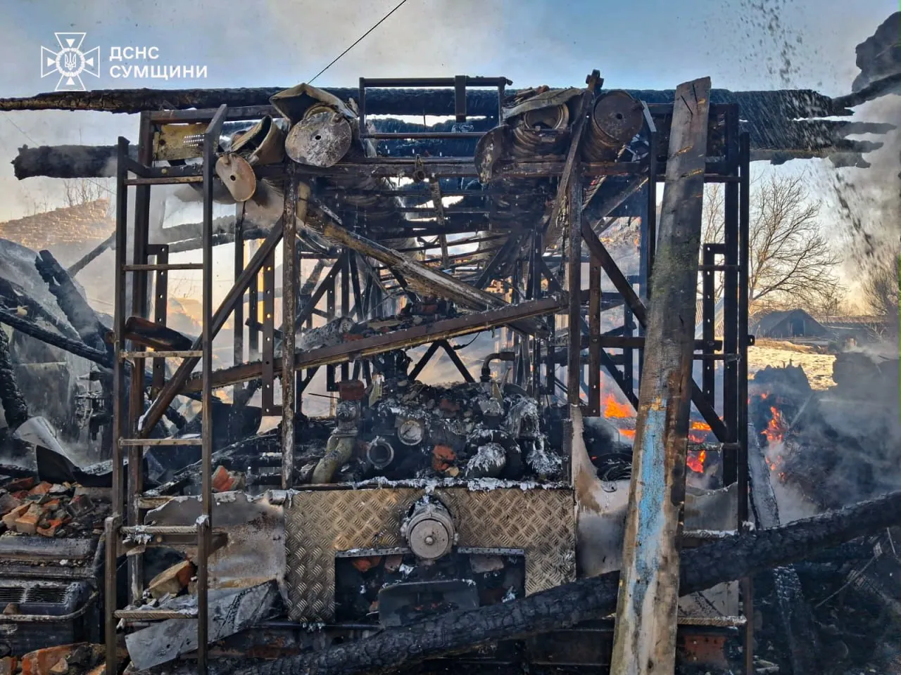 РФ атакувала пожежне депо на Сумщині