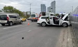 Евробляхеры вышли на митинг: видео из правительственного квартала