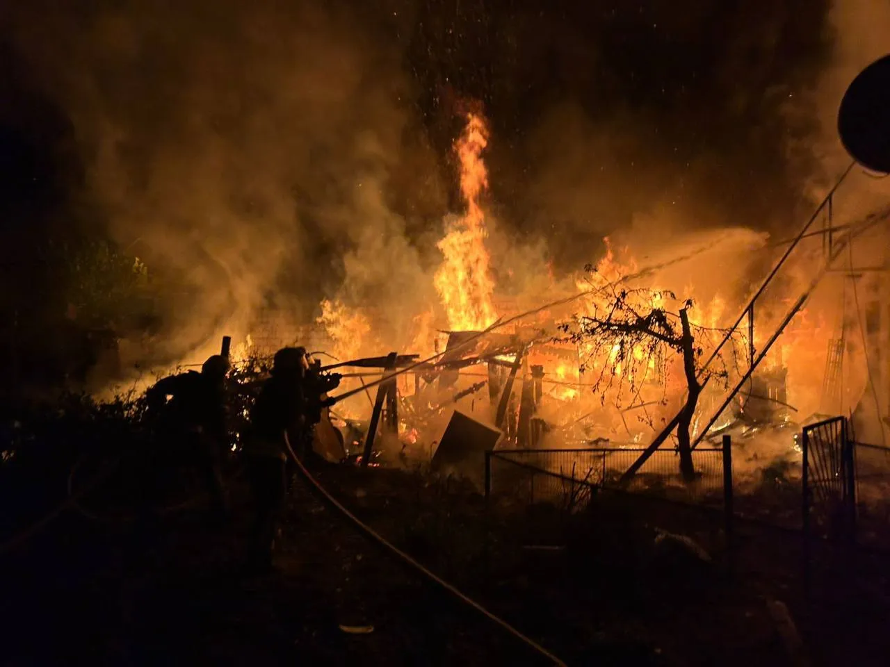 На Одещині зруйнована лікарня та спалахнула пожежа в заповіднику після атаки РФ