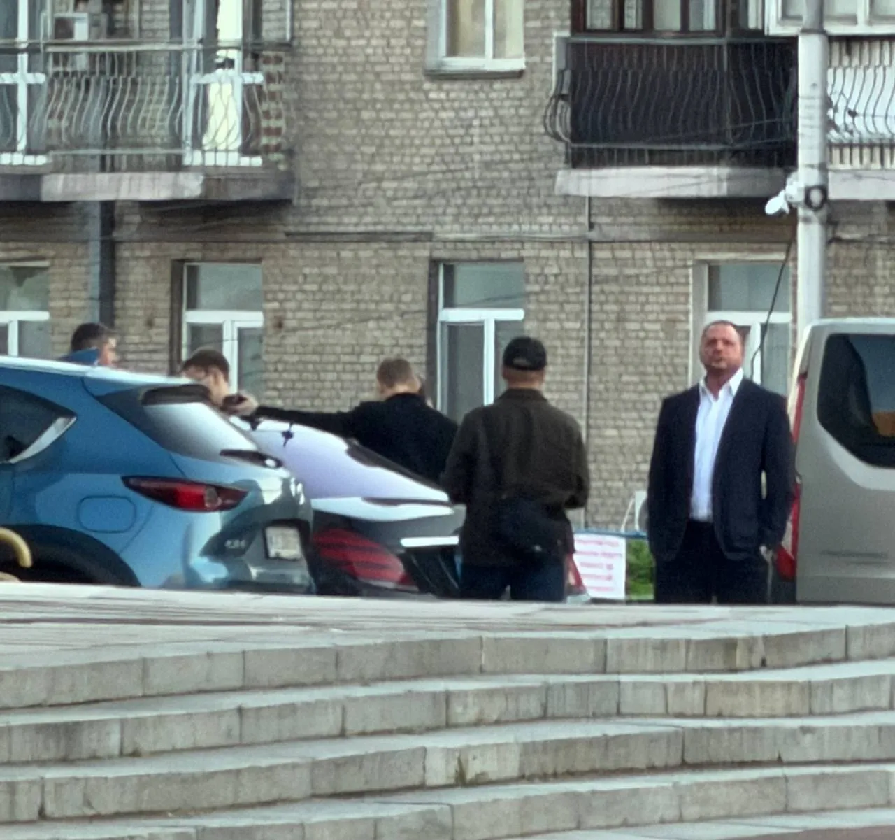 НАБУ и САП, вероятно, вручают Ермаку уведомление о подозрении – фото, видео