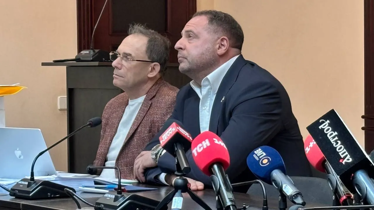 The lawyer reported three searches of Yermak's apartment